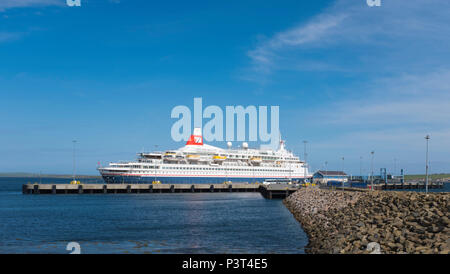 dh Hatston Passenger Terminal KIRKWALL ORKNEY Fred Olsen Black Watch Cruise Ship Anlegesteg für Linienschiffe Schottland blackwatch Schiffe Stockfoto