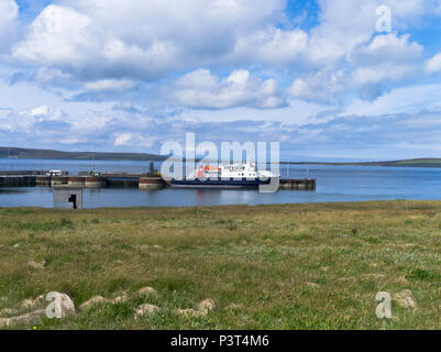 dh Inter Island Ferry Terminal SANDAY ORKNEY MV Varagen Orkney Fähren RoRo Schiffsanlegestelle schottland Stockfoto