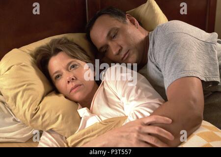 Original Film Titel: MUTTER UND KIND. Englischer Titel: MUTTER UND KIND. Regisseur: Rodrigo Garcia. Jahr: 2009. Stars: Annette Bening; JIMMY SMITS. Credit: MOCKINGBIRD BILDER / Album Stockfoto