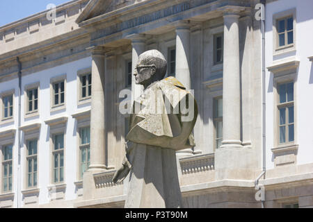 Statue der portugiesische Schriftsteller do Almada in Porto, Portugal Stockfoto