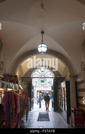 Badewanne Guildhall Markt, Somerset, Großbritannien Stockfoto