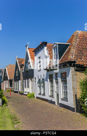 Alte Häuser in Oudeschild auf Texel, Niederlande Stockfoto