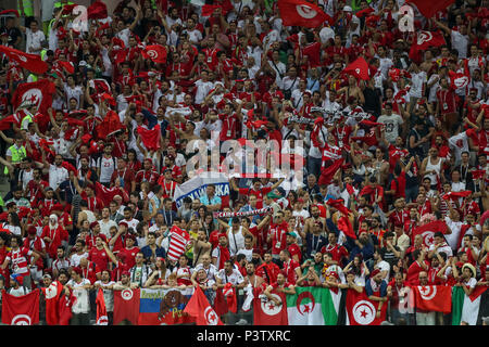 Wolgograd, Russland. 18 Jun, 2018. Tunesien Fans während der FIFA WM 2018 Gruppe G Match zwischen Tunesien und England in Wolgograd Arena am 18. Juni 2018 in Wolgograd, Russland. (Foto von Daniel Chesterton/phcimages.com) Credit: PHC Images/Alamy leben Nachrichten Stockfoto