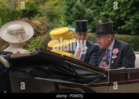 Royal Ascot, Berkshire, Großbritannien. 19 Jun, 2018. Prinz Andrew im Royal Ascot Beförderung Prozession Credit: Chris Miller/Alamy leben Nachrichten Stockfoto