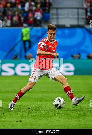 Stadion St. Petersburg, St. Petersburg, Russland. 19 Juni, 2018. FIFA Fußball-WM, Gruppe A, Russland gegen Ägypten, Aleksandr Golovin von Russland Quelle: Aktion plus Sport/Alamy leben Nachrichten Stockfoto