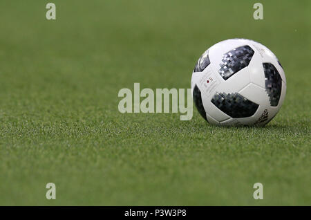 Moskau, Russland. 19 Jun, 2018. Offizielle BALL FIFA WM Russland 2018, Gruppe H, Fußballspiel zwischen Polen v Senegal in Spartak Stadium in Moskau. Credit: Unabhängige Fotoagentur Srl/Alamy leben Nachrichten Stockfoto