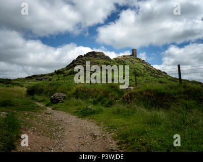 Die Kirche von St Michel de Rupe ('Saint Michael der Rock') auf Brent Tor am westlichen Rand des Nationalparks Dartmoor, Devon Stockfoto