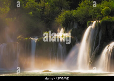 Wasserfall Skradinski Buk, Krka Nationalpark, Šibenik-Knin, Dalmatien, Kroatien Stockfoto