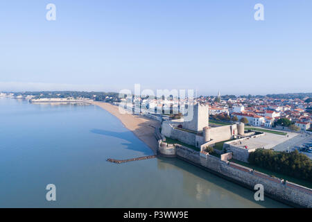 Frankreich, Charente Maritime, La Flotte, das Fort de Rochefort oder Semaphore entworfen von Vauban (Luftbild) // Frankreich, Charente-Maritime (17), Fouras, le fort Stockfoto