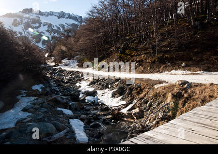 Na trilha Geleira Martial (Glaciar Martial), keine Meditation tun degelo. Eine geleira está localizada ao Norte da Cidade de Ushuaia, Região da Patagônia, na Argentinien. Stockfoto