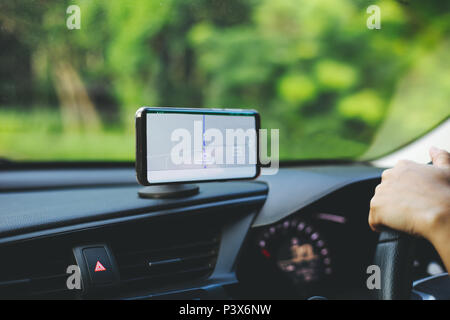 Smart Phone auf magnet Car Mount Halterung für Mobiltelefon Gps Stockfoto