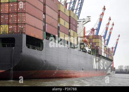 Hamburg, Deutschland, Container- und Brückenkrane am Container Terminal Eurogate im Hamburger Hafen Stockfoto