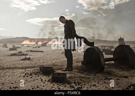 Original Film Titel: Priester. Englischer Titel: Priester. Regisseur: Scott Stewart. Jahr: 2011. Stars: PAUL BETTANY. Credit: BUCKAROO ENTERTAINMENT/Album Stockfoto