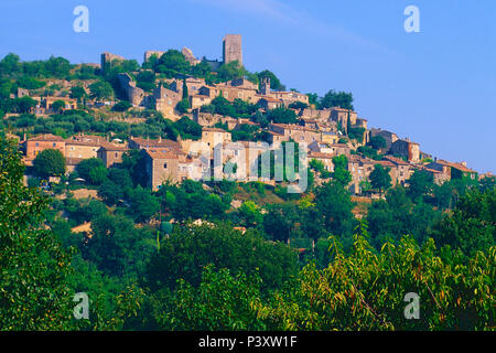 Lacoste, Dorf, Schloss von Marquis de Sade, ruiniert, regionalen Naturpark Luberon, Vaucluse, Provence, Frankreich Stockfoto