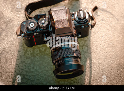 Nikon F3 Single Lens Reflex 35mm Film Kamera, Erste startete im Jahre 1980 und blieb bis 2001 in der Produktion Stockfoto