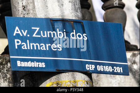 Placa de identificação da Rua Zumbi dos Palmares. Stockfoto