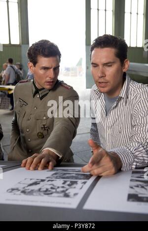 Original Film Titel: Operation Walküre. Englischer Titel: Operation Walküre. Regisseur: Bryan Singer. Jahr: 2008. Stars: TOM CRUISE, Bryan Singer. Quelle: UNITED ARTISTS/ACHTE BABELSBERG FILM/BAD HAT HARRY PROD. /Album Stockfoto