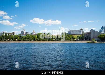 Wolga Damm in Samara, Russland. Panoramablick über die Stadt. Stockfoto