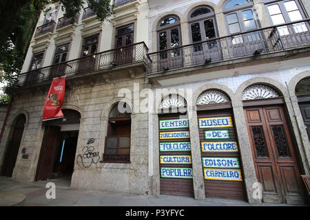 Vista do Centro Nacional de Folklore e Cultura beliebt - Museu de Folklore Edson Carneiro, Na Rua do Catete 179, bairro da Glória, Zona Sul da Cidade do Rio de Janeiro. Stockfoto