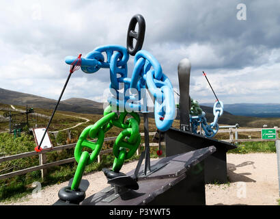 Snowsport Skulpturen Cairngorm Skigebiet Stockfoto