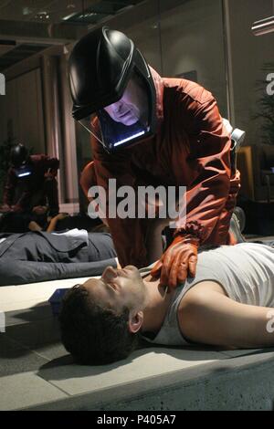 Original Film Titel: FRINGE. Englischer Titel: FRINGE-TV. Jahr: 2008. Stars: Joshua Jackson, John Noble. Credit: BAD ROBOT/FRINGE ELEMENT FILME/Album Stockfoto