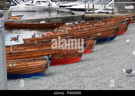 Ruderboote auf dem See Windermere Stockfoto