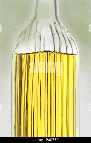 Olivenöl Flasche close-up Stockfoto