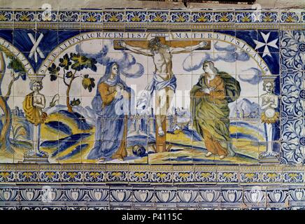 AZULEJO DE KREUZIGUNG EN LA BASILICA DE LA VIRGEN DEL PRADO - SIGLO XVII. Lage: BASILICA DE NUESTRA SEÑORA DEL PRADO, Toledo, Spanien. Stockfoto