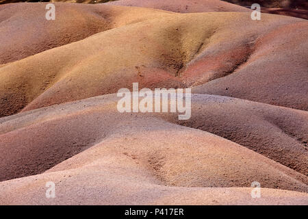 Die geologische Formation sieben farbigen Erden in den Chamarel plain genannt, Mauritius Stockfoto