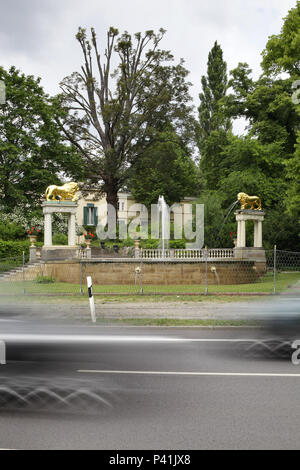 Berlin, Deutschland, Loewenfontaene Schloss Klein-Glienicke in der Königstraße in Wannsee Stockfoto