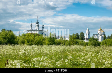 Ansicht der Pokrowski Kloster in Susdal, der Teil der alten Ring von Russland Stockfoto