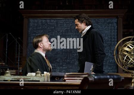 Original Film Titel: SHERLOCK HOLMES: EIN SPIEL DER SCHATTEN. Englischer Titel: SHERLOCK HOLMES: EIN SPIEL DER SCHATTEN. Regisseur: Guy Ritchie. Jahr: 2011. Stars: Robert Downey jr., Jared Harris. Quelle: WARNER BROS. Bilder / Album Stockfoto