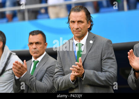 Rostov am Don, Russland. 20 Juni, 2018. Juan Antonio Pizzi (Trainer, KSA, re). Uruguay (Saudi-Arabien (KSA) 1-0, Vorrunde, Gruppe A, Spiel 18, am 20/06/2018 in Rostow-am-Don, Rostov Arena Fussball-WM 2018 in Russland vom 14.06 - 15.07.2018. | Verwendung der weltweiten Kredit: dpa/Alamy leben Nachrichten Stockfoto