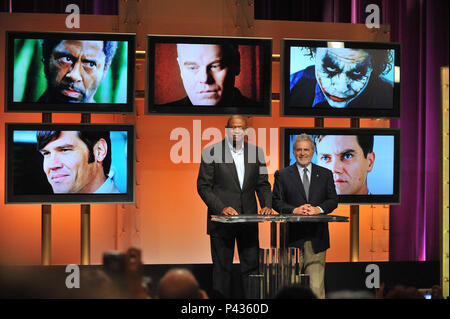 Sid Ganis Präsident und Forest Whitaker - 81th Oscar Nominierungen 2009 an der Hochschule für Film und Wissenschaft in Los Angeles. Bester Nebendarsteller - 02 OscarsNominations 02.jpg 02 OscarsNominations 02 Veranstaltung in Hollywood Leben - Kalifornien, Red Carpet Event, USA, Filmindustrie, Prominente, Fotografie, Bestof, Kunst, Kultur und Unterhaltung, Topix prominente Mode, Besten, Hollywood Leben, Event in Hollywood Leben - Kalifornien, Roter Teppich und backstage, Film Stars, TV Stars, Musik, Promis, Topix, Akteure aus dem gleichen Film, Cast und Co star togethe Stockfoto