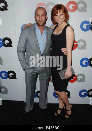 Jason Statham und Natalya Rudakova - GQ Männer des Jahres 2008 im Chateau Marmont Hotel in Los Angeles. - 08 StathamJason RudakovaNatalya 08.jpg 08 StathamJason RudakovaNatalya 08 Event in Hollywood Leben - Kalifornien, Red Carpet Event, USA, Filmindustrie, Prominente, Fotografie, Bestof, Kunst, Kultur und Unterhaltung, Topix prominente Mode, Besten, Hollywood Leben, Event in Hollywood Leben - Kalifornien, Roter Teppich und backstage, Film Stars, TV Stars, Musik, Promis, Topix, Akteure aus dem gleichen Film, Cast und co Star zusammen. Anfrage tsuni @ Gamma-U Stockfoto