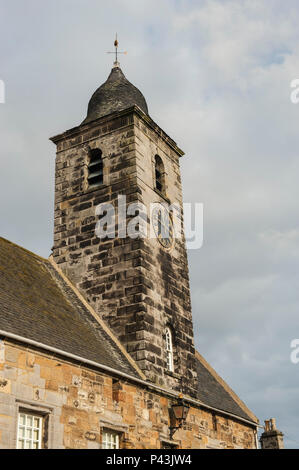 Clock Tower von folgende Sehenswürdigkeiten: Culross Stadthaus in Fife, Schottland Stockfoto