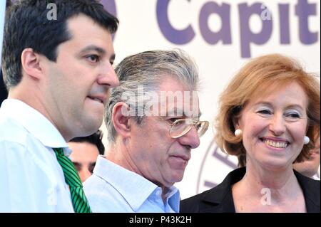 Umberto Bossi, Letizia Moratti, Matteo Salvini während der Lega Nord treffen in Milano 13-05-2011 Stockfoto