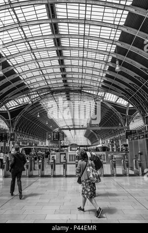 Paddington, London, Vereinigtes Königreich, Dienstag, 19. Juni 2018, London Paddington Station, Aussicht, barrierefreier Eingang zu den Plattformen 4 & 5, © Peter SPURRIER Stockfoto