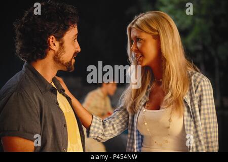 Original Film Titel: AMERIKANISCHE REUNION. Englischer Titel: AMERIKANISCHE REUNION. Regisseur: Jon Hurwitz; Hayden Schlossberg. Jahr: 2012. Stars: THOMAS IAN NICHOLAS, Tara Reid. Quelle: UNIVERSAL PICTURES/Album Stockfoto