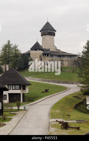 Velika Kladusa Schloss - Kula Hrnjica Muje, Bosnien Stockfoto