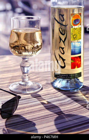 Flasche Vinho Verde, Lissabon, Portugal Stockfoto