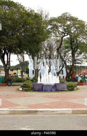 Da Igreja Matriz na Praça Nove de Julho na Cidade de Guararema. GUARAREMA/SP, Brasilien 19/07/2014. (Foto: Celio Coscia/Fotoarena) Stockfoto