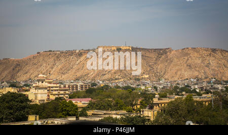 Nahargarh Fort auf dem Hügel über Jaipur Stockfoto