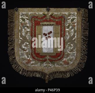 CASULLA BORDADA-CAPILLO. Stockfoto