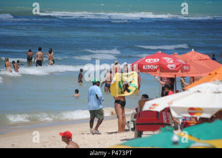 TIBAU DO SUL, RN - 14/01/2015: Praia De Pipa RN-Movimentação na Praia De Pipa, Litoral sul do Rio Grande do Norte. (Foto: Adrovando Claro//Fotoarena) Stockfoto