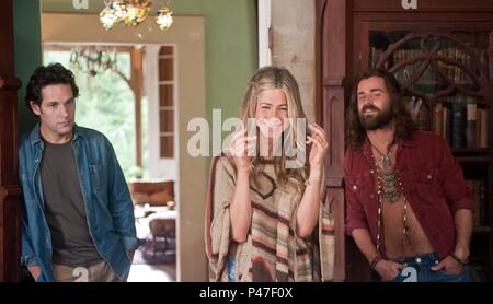 Original Film Titel: FERNWEH. Englischer Titel: FERNWEH. Regisseur: David Wain. Jahr: 2012. Stars: JENNIFER ANISTON; Justin Theroux, Paul Rudd. Credit: APATOW PRODUCTIONS / Album Stockfoto