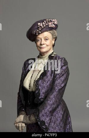 Original Film Titel: Downton Abbey. Englischer Titel: Downton Abbey. Regisseur: JULIAN FELLOWES. Jahr: 2010. Stars: Maggie Smith. Credit: KARNEVAL FILME/Album Stockfoto