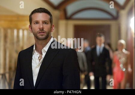 Original Film Titel: SILBERSTREIFEN PLAYBOOK. Englischer Titel: SILBERSTREIFEN PLAYBOOK. Regisseur: David O. RUSSELL. Jahr: 2012. Stars: Bradley Cooper. Credit: MIRAGE ENTERPRISES/Album Stockfoto