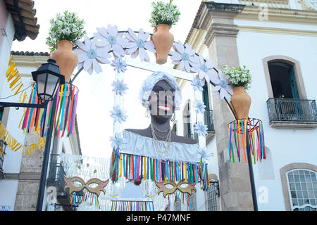 SALVADOR, BA - 10/02/2015: Decoração de Carnaval em Salvador - Pelourinho Durante decoração de Carnaval em Salvador. (Foto: Mauro Akin Nassor/Fotoarena) Stockfoto