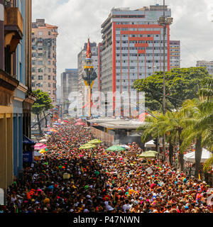 RECIFE, PE-14/02 -/2015 - galo da MADRUGADA - Galo da Madrugada arrasta multidão keine Recife keine sábado de Carnaval (Foto: Carlos Ezequiel Vannoni/AgênciaJCM/Fotoarena) Stockfoto